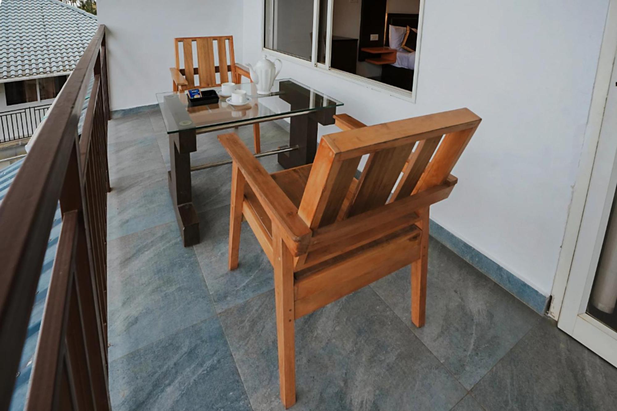Rock And Mist Munnar Bed & Breakfast Devikolam Екстериор снимка