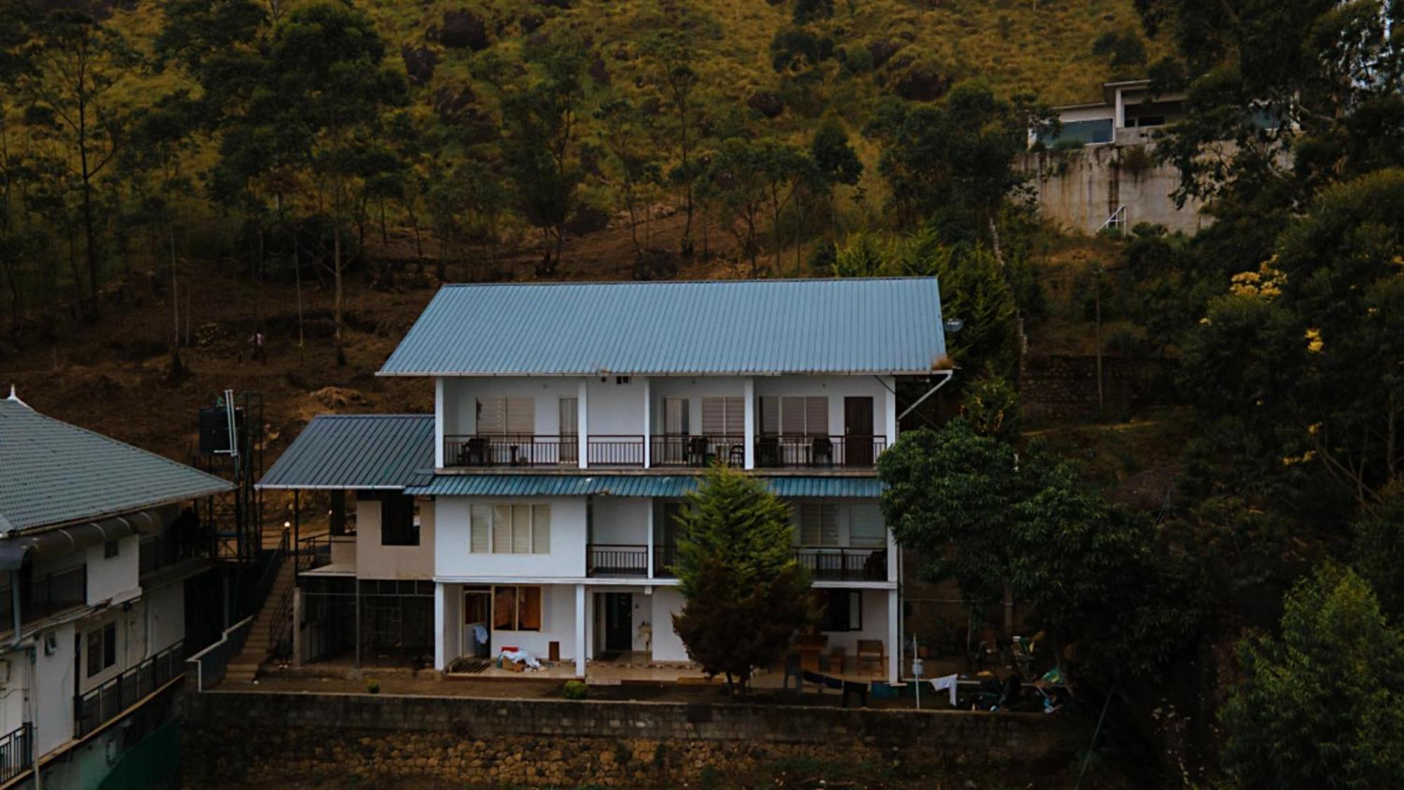 Rock And Mist Munnar Bed & Breakfast Devikolam Екстериор снимка